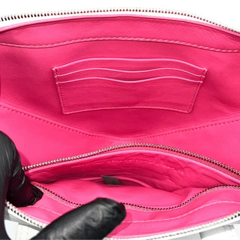 💛SOLD🖤 Balenciaga Triangle Duffle Leather Shoulder Bag S - Picture 10 of 13